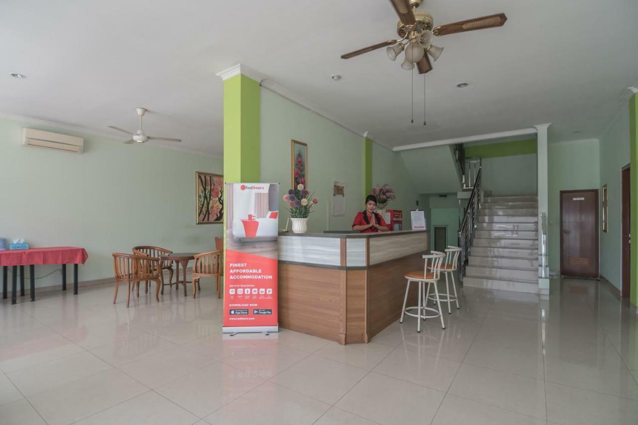 Reddoorz At Gatot Subroto Lampung Hotell Bandar Lampung Exteriör bild